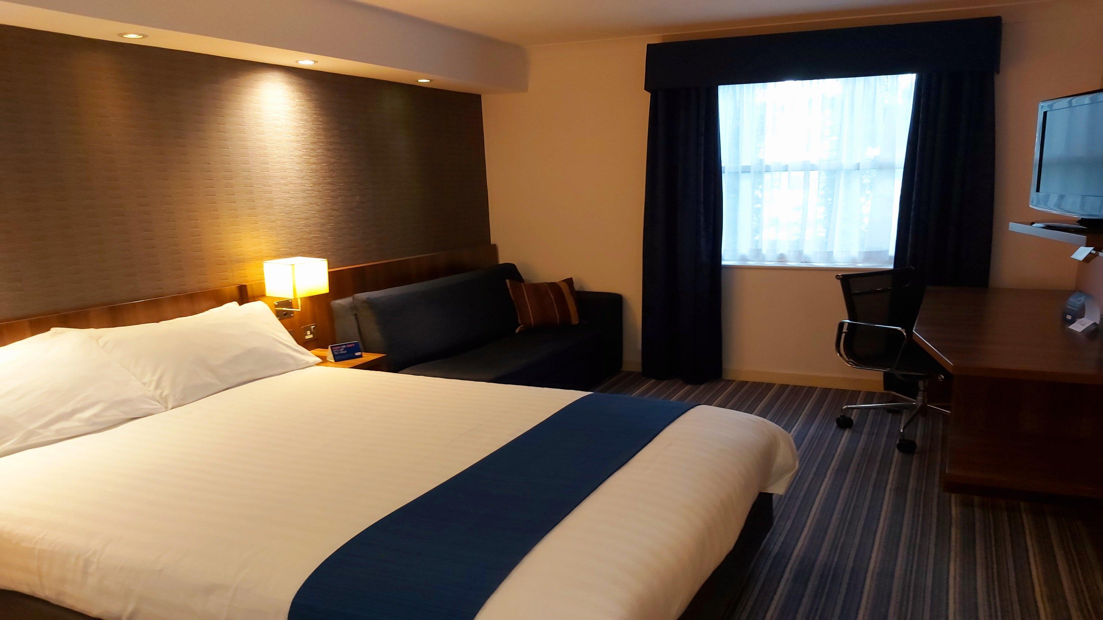 Holiday Inn Express Glenrothes By Ihg Eksteriør bilde
