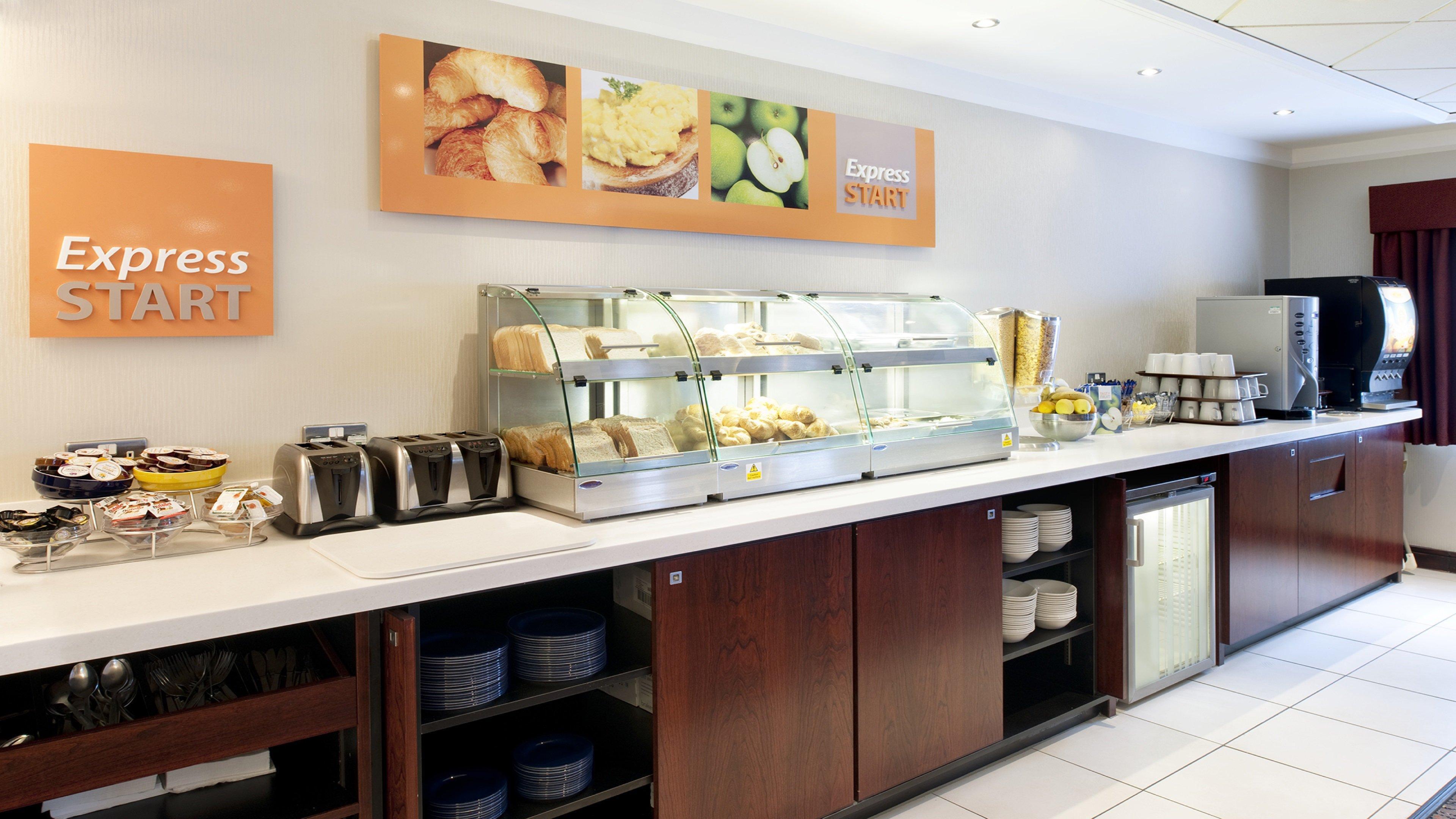 Holiday Inn Express Glenrothes By Ihg Eksteriør bilde