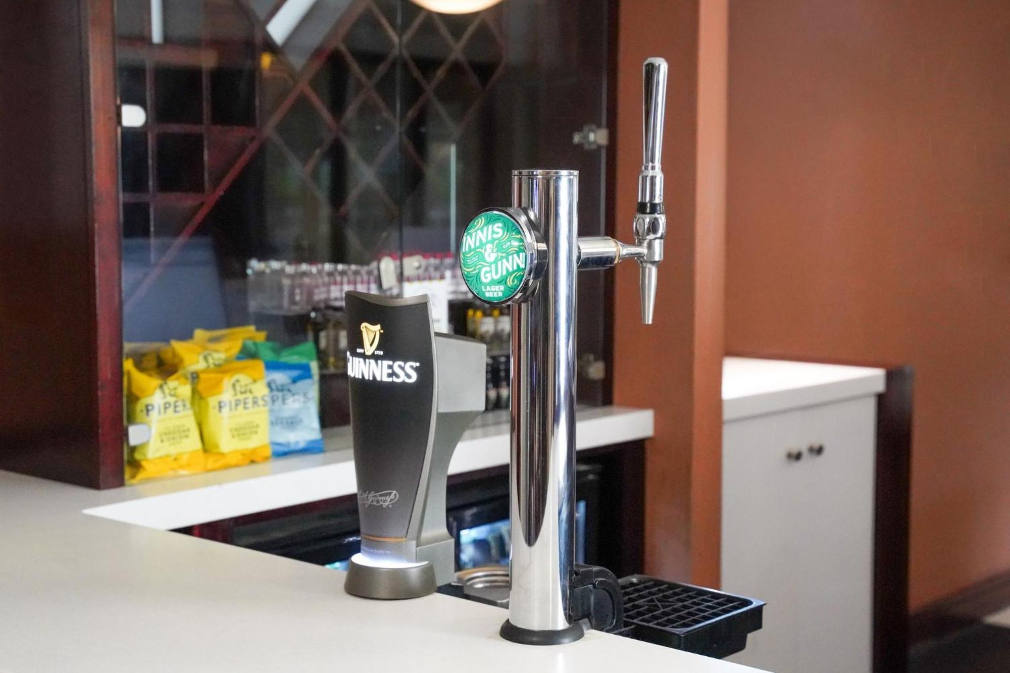 Holiday Inn Express Glenrothes By Ihg Eksteriør bilde